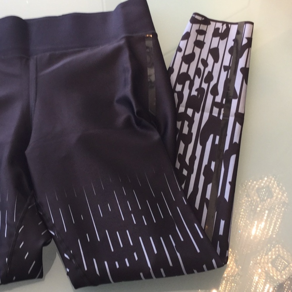 Ultracor Woman leggings size medium - Picture 4 of 6